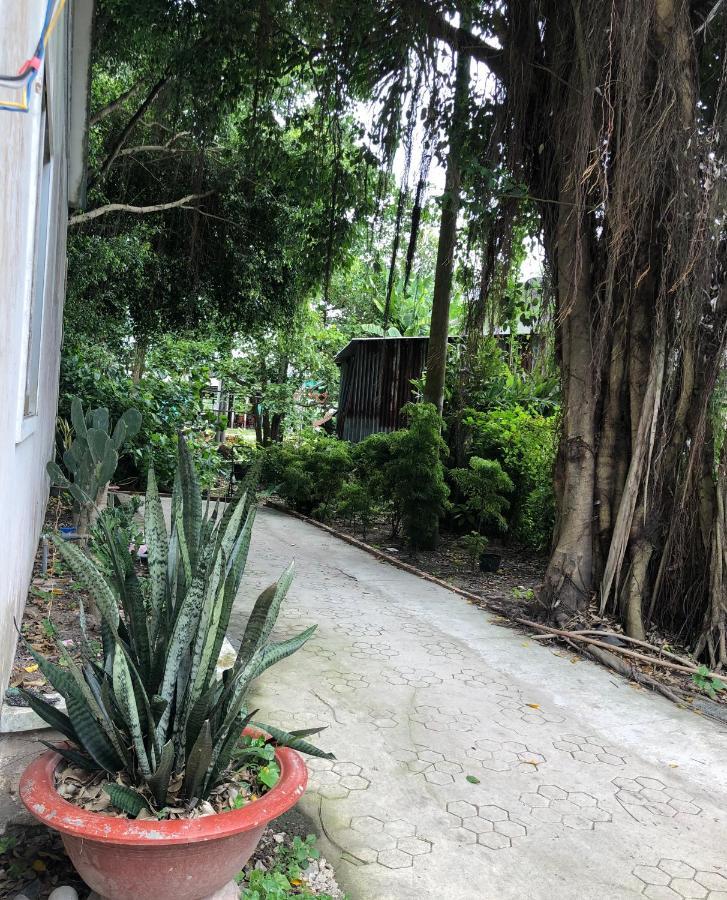 Huong Tram Homestay Ho Da Exterior photo